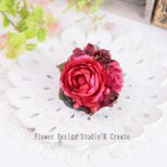赤い薔薇とリボンのコサージュ　結婚式　発表会　フォーマル　七五三　発表会　結婚式　お出掛け　赤　バラ　美女と野獣の画像