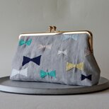 パステル　リボン　刺繍　がま口ポーチの画像