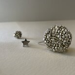 【銀色のかけら】フックとピアスの3点セット 金属ｱﾚﾙｷﾞｰ対応hp001の画像