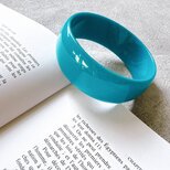 B143-ヴィンテージバングル U.S.A. 1970〜80s Turquoise Blue Acrylic Bangleの画像