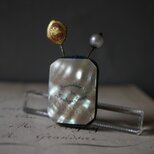 SOUVENIR  シェルのピンクッション　ハットピン2本付き　フランスアンティーク　アンティークのある生活の画像