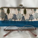 刺繍　がま口メガネ、ペンケース　の画像