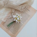 染め布花＊小花の花束コサージュの画像
