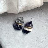 金継ぎピアス／イヤリング｜白紫アメジストとガーデンクォーツの一点もの〈癒しと静けさを宿す天然石〉の画像