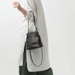 レザーショルダーポーチ　frame porch SHO-61 ＜鹿革黒染＞の画像