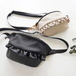 CORDURA (コーデュラ）ナイロン使用｜軽量フリル ショルダーバッグ／ウエストポーチ〈2way〉の画像