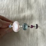 宝石箱のバングルの画像