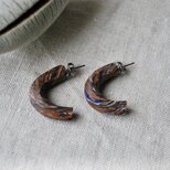 nijiピアス cha navy kinariの画像