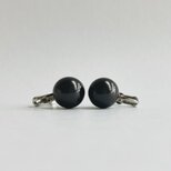 ガラスパールイヤリング/約12mm/マルーンブラック/made in japanの画像