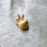 SCA46-【 AVON 】エイボン・ヴィンテージブローチピン 1974 "Gilded Apple "の画像