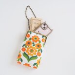 ■ヴィンテージファブリックのがま口スマホショルダーポーチ・Lサイズ / オレンジの花■ bateau (vf-og)