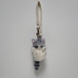 羊毛フェルト  猫  サバ白  バッグチャーム  アクセサリーの画像