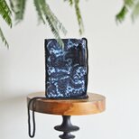数量限定！フランス製　上質リバーレース２ｗayスマホポーチ　　ネイビー×ライトブルー　スマホショルダーの画像