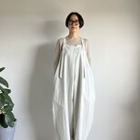 round wide salopette〈ice gray〉の画像
