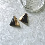 YM177-【 Monet 】モネ・ヴィンテージイヤリング Black & Beige Marble Triangleの画像