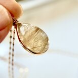 K10[ルチルの実]goldrutilatedquartz