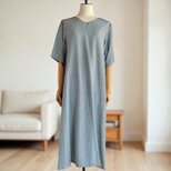 Vネック　ワンピース【送料込み】着物リメイク　ブルー