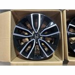【数量限定】トミカホンダヴェゼル用純正アルミホイール4個セット