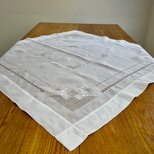 麻オーガンジー手刺繍テーブルクロス