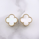 幸せのクローバーピアス 20mm（マザーオブパール）【高品質！送料無料！当日発送！】