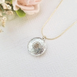 【透明感と輝き】チェコガラスボタンの花模様ネックレス クリア×シルバー×ゴールド cn0807