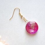 レジンアート　ラウンドピアス〈花の門〉