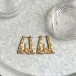 P720-ヴィンテージピアス U.S.A.  Gold Tone Geometric Texture Square
