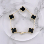 幸せのクローバー【高品質！送料無料！当日発送】オニキス　ブレスレット　　