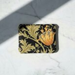 フラットポーチ【通帳入れにぴったり】通帳やカード・母子手帳・旅行・お薬手帳/スッキリかさばらない/ウィリアムモリス