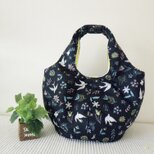 たっぷり入る♡鳥とはなの丸底bag