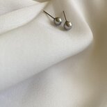 ナチュラルブルーグレーシェルパール（貝ミガキ）6ｍｍ 一粒パールスタッドピアス
