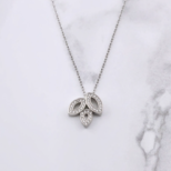 幸せのリーフネックレス【高品質!送料無料！当日配送!】