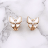 パピヨンイヤリング（マザーオブパール）【高品質！送料無料！当日発送！】