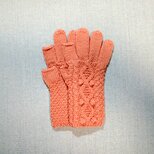 ＊Coral Bloom＊珊瑚色のスマホ対応手袋（女性用M）