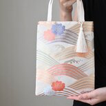 【桜　荒波青海波模様　シルク帯リメイク ミニサブバック フォーマルバック】日常使い、結婚式、パーティー、和装にも。