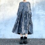 50％OFF★刺繍の小鳥とミモザ花柄＊大人の長袖ワンピース＊国産綿100％あったか起毛＊ポケット付＊クラシックグレー