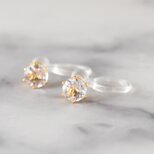 ホワイトトパーズの立爪ソリティアイヤリング(ノンホールピアス)～4mm