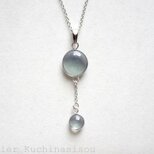 レジンアート　二粒の水滴ペンダント〈優しい影を残して〉