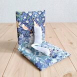 V&Aウィリアムモリス　パッチワークの携帯ティッシュケース　ボックスティッシュから詰替え　いちご泥棒他　ブルー系　556