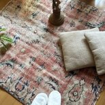 113×123レアな正方形　くすみピンクボタニカル　トルコヴィンテージラグ