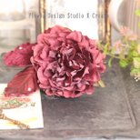 ボルドーのピオニーとベロアの葉っぱの髪飾り　フラメンコ　ダンス　着物　フローレス　芍薬　ピオニー　ヘッドピース　髪飾り