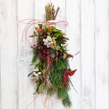 少し小さ目・若松とお多福南天のお正月飾り（赤・ピンク水引き）