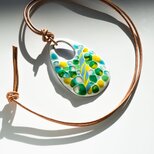 『タラの芽』　七宝ペンダント