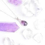 ゆらめく色彩、胸元にそっと落ちる一滴の透明感。フローライトのシルバーネックレス　シルバー925　天然石　＜B＞