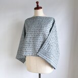 【1点もの】丁字のプルオーバー2way -ウール 着物地 水色に花と幾何学の小紋柄（ヴィンテージ） 2WB452