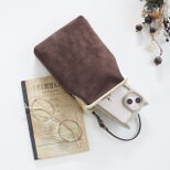 ■コーデュロイのがま口スマホショルダーポーチ Mサイズ■ camille (cdr-br)