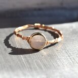 レインボームーンストーン  ホワイト 枠留めコイン7mm/ リング /ゴールド