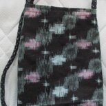 ８５７２　絣で作ったポーチ