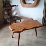 山桜のライブエッジテーブル　