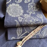 正絹生紬地　花唐草型染め袋帯